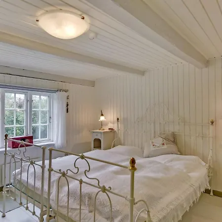 Feriehus Clausina - 600m From The Sea In Western Jutland By Interhome *